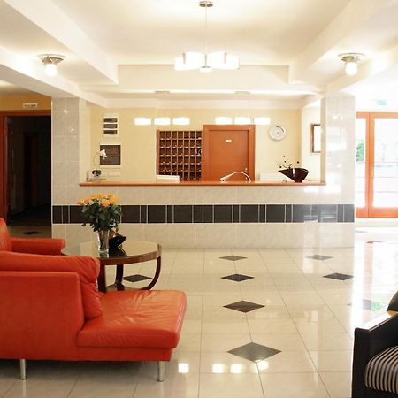 Hotel Korona Harkány Интериор снимка